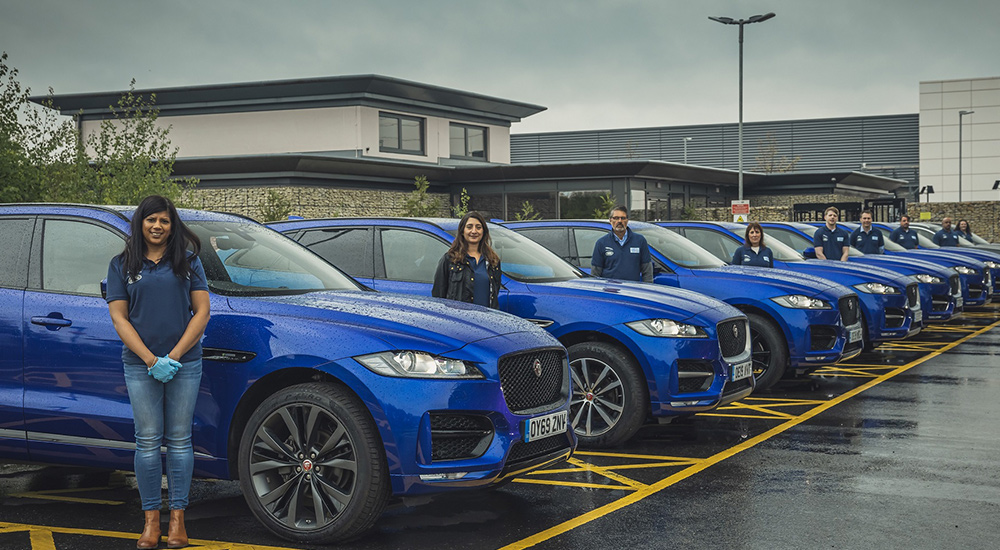 Jaguar provides 15 vehicles to support the UK’s ‘Help NHS Heroes’