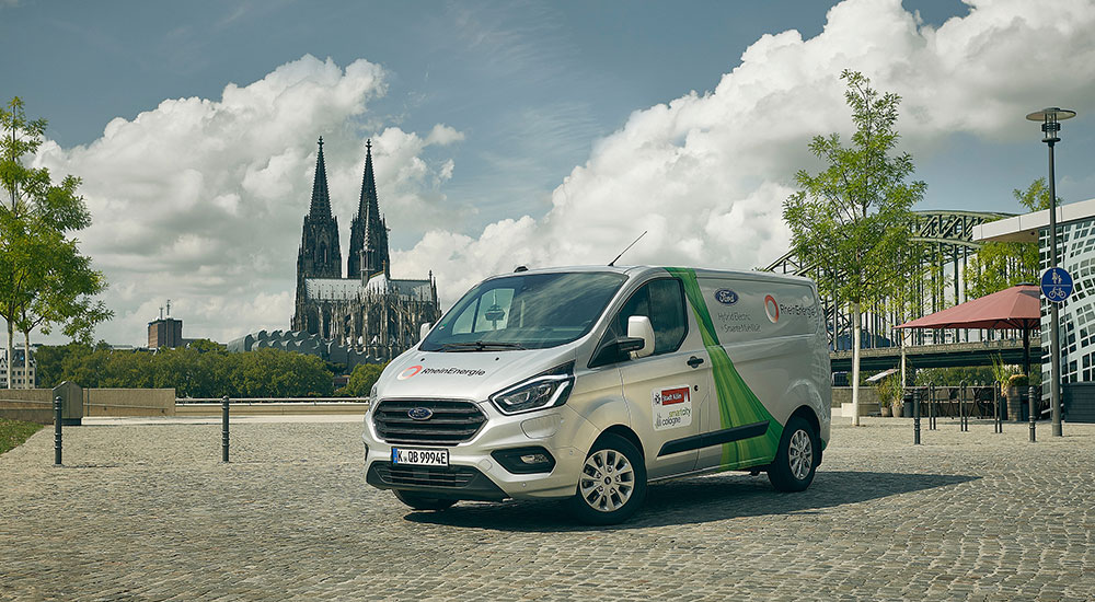Ford Study Shows Blockchain, Dynamic Geofencing And Plug-In Hybrid Vans Can Help Improve Urban Air Quality