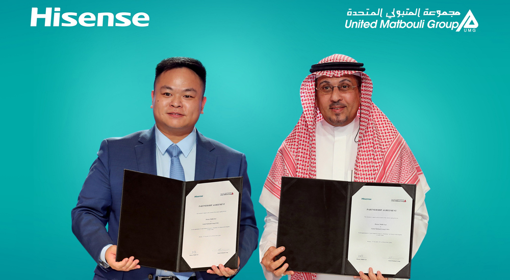 (Left to right) Jason Ou, President of Hisense Middle East & Africa and Adnan Matbouli, Chairman of United Matbouli Group.